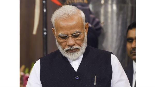 ప్రజల జీవితాల్లో ప్రభుత్వం అజమాయిషీ ఉండరాదు