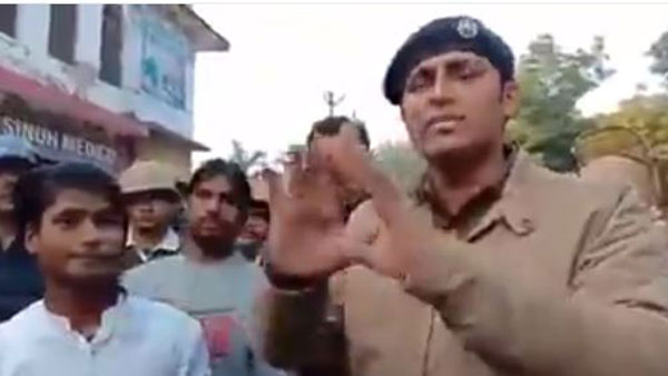 ఇక్కడే ఉంటారు.. ఇక్కడే చదువుకుంటారు..