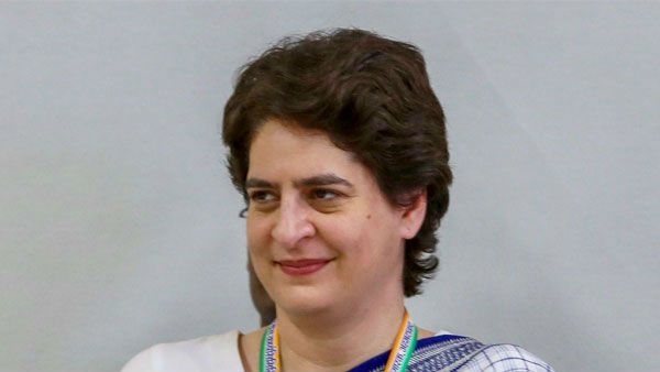 యూపీ సర్కార్‌పై ప్రియాంక నిప్పులు