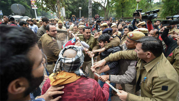 మెట్రో స్టేషన్లు ఇవే.. మెట్రో స్టేషన్లు ఇవే..