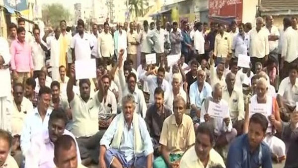 పలు చోట్ల నిరసలు