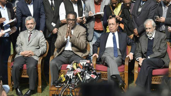  2018లో మీడియా ముందుకు వచ్చిన జడ్జీలు