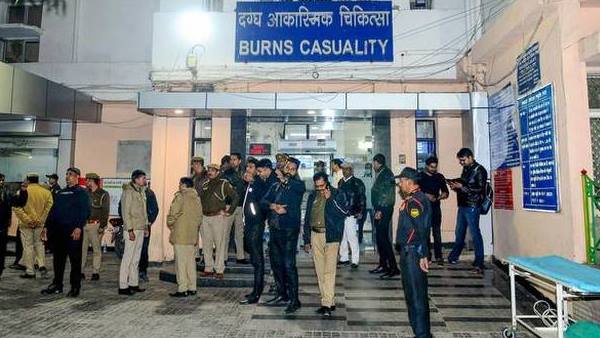 కేసు విత్డ్రా చేసుకోవాలంటూ ఒత్తిళ్లు కేసు విత్డ్రా చేసుకోవాలంటూ ఒత్తిళ్లు