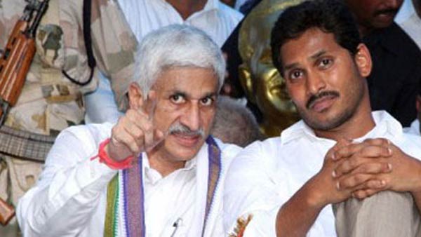  జగన్..సాయిరెడ్డికి ఆర్దిక లబ్దికోసమే..