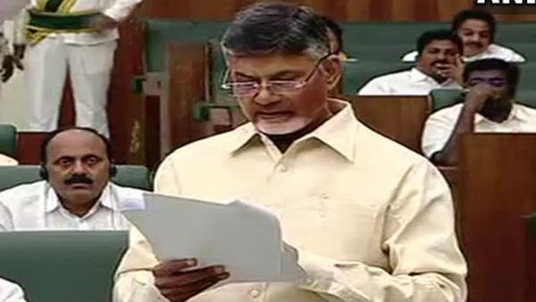 వీధి రౌడీలా.. చంద్రబాబు.. 