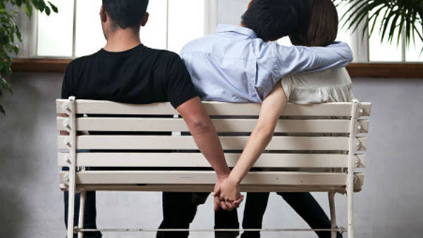 నిన్నేప్రేమిస్తున్నా 