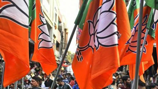 కేసుల నుంచి ఉపశమనం పొందేందుకే..? కేసుల నుంచి ఉపశమనం పొందేందుకే..?