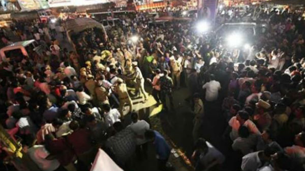 రాష్ట్రంలోనూ తిరగనివ్వరా?