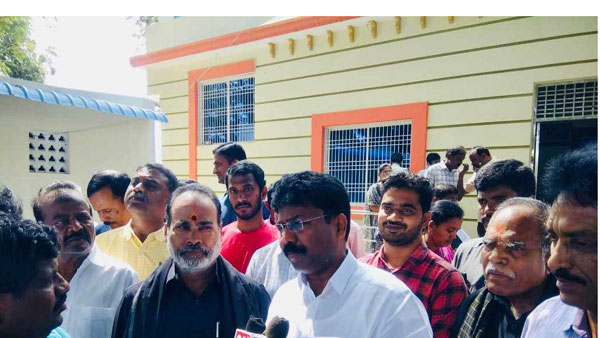 Chie Minister of AP YS Jagan to launch Amma Vodi in Chittoor on January 9, officials make arrangements