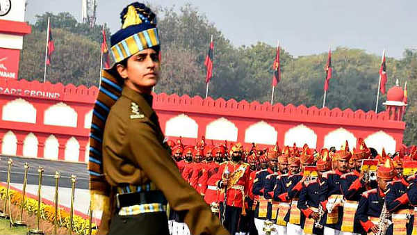 Anand Mahindra shares Army Captain Tania Shergill clip of Leading All-Men Contingent Anand Mahindra shares Army Captain Tania Shergill clip of Leading All-Men Contingent