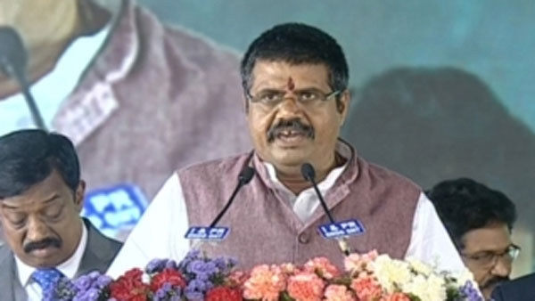 రైతులు పండుగ సంబరాలు చేసుకుంటున్నారన్న అవంతి శ్రీనివాస్ రైతులు పండుగ సంబరాలు చేసుకుంటున్నారన్న అవంతి శ్రీనివాస్
