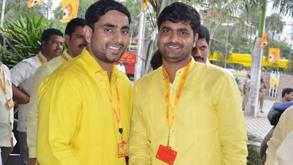 వైసీపీ వైపు లాగేస్తారా?