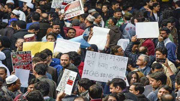 అడ్డుకొనేందుకు ప్రభుత్వం, వర్సిటీలు