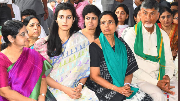 రైతులకు అండగా ఉన్నామన్న బాబు... అధైర్యపడవద్దని హితవు