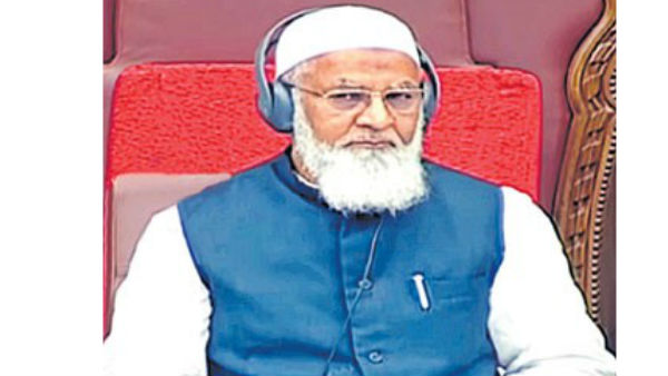  ఛైర్మన్‌పై వైసీపీ నేతల ఒత్తిడి..