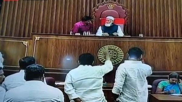 మండలిలో పరిణామాలపై వైసీపీ ఎటాక్ .. టీడీపీ కౌంటర్ ఎటాక్