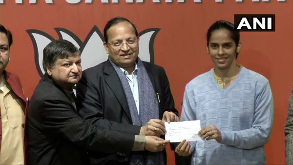 స్పోర్ట్స్ స్టార్లకు పెద్దపీట..