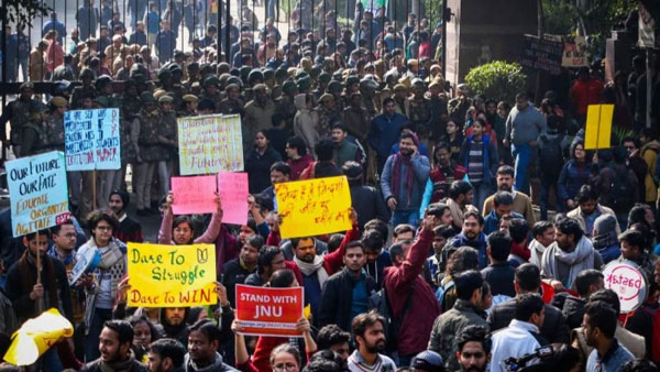 గీత పాత్ర గీత పాత్ర