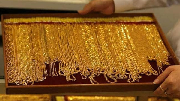 బంగారంపై పెట్టుబడులు మళ్లడంతో..
