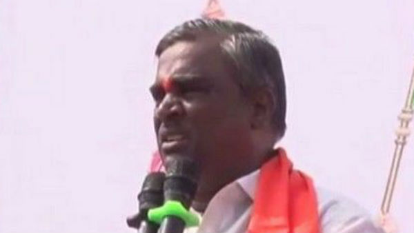 పాక్ ప్రధాని వ్యాఖ్యలతో