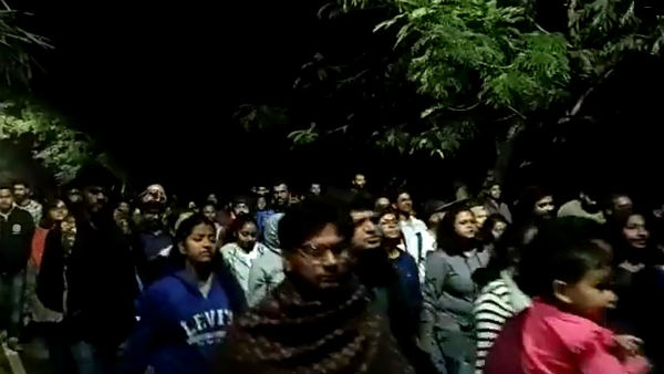 విద్యార్థులకు రక్షణ లేదా? విద్యార్థులకు రక్షణ లేదా?