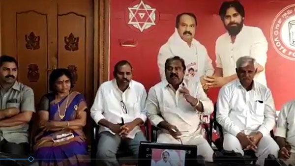 కాకినాడకే వస్తా.. కొట్టుకుందాం.. కాకినాడకే వస్తా.. కొట్టుకుందాం..