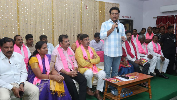 గులాబీ గుబాళింపు