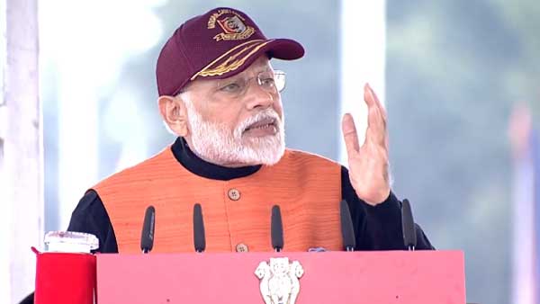 కాంగ్రెస్‌ను టార్గెట్‌గా చేసుకుని..