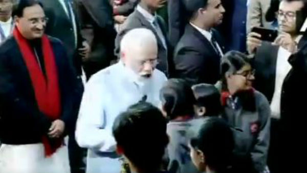 విద్యార్థులకు చిట్కాలు ఇచ్చిన ప్రధాని విద్యార్థులకు చిట్కాలు ఇచ్చిన ప్రధాని