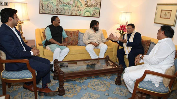రెండురోజుల పాటు ఢిల్లీలో మకాం.. రెండురోజుల పాటు ఢిల్లీలో మకాం..