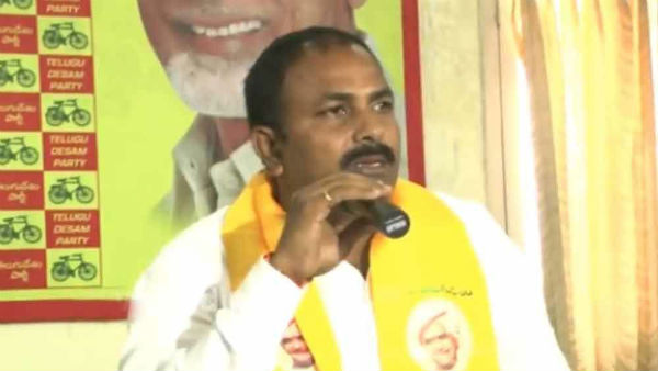  రాజధాని కోసం రక్తంతో వేలిముద్రలు ... పోరాటం సాగించాలన్న చంద్రబాబు 