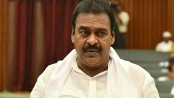 అసెంబ్లీలో రాజధాని బిల్లులను వ్యతిరేకించాలని పేర్కొన్న పవన్ అసెంబ్లీలో రాజధాని బిల్లులను వ్యతిరేకించాలని పేర్కొన్న పవన్