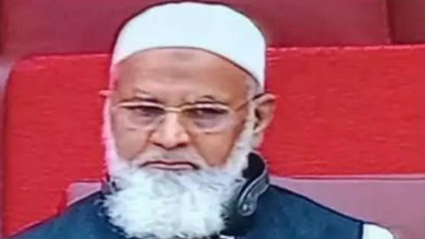 వైసీపీ నేతల లేఖలతో..మారిన సీన్ వైసీపీ నేతల లేఖలతో..మారిన సీన్