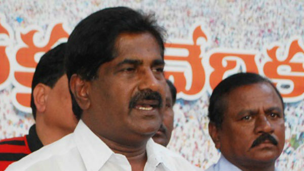 అశోక్ బాబు మంత్రులను ధైర్యంగా ఎదుర్కొన్నారని..