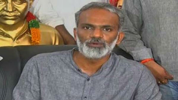 చంద్రబాబును అరెస్ట్ చెయ్యటంతో ఇంటికి వెళ్ళిన రాధాకృష్ణ 