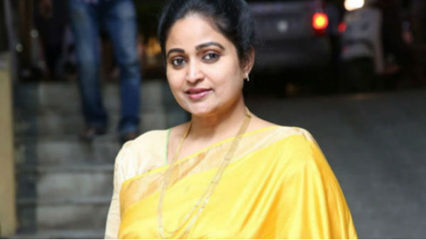 పిచ్చిపిచ్చిగా మాట్లాడొద్దు.. పిచ్చిపిచ్చిగా మాట్లాడొద్దు..