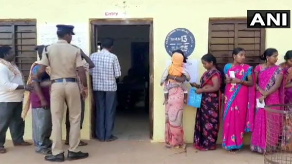 రేపే ఫలితాలు.. అభ్యర్థుల్లో ఉత్కంఠ