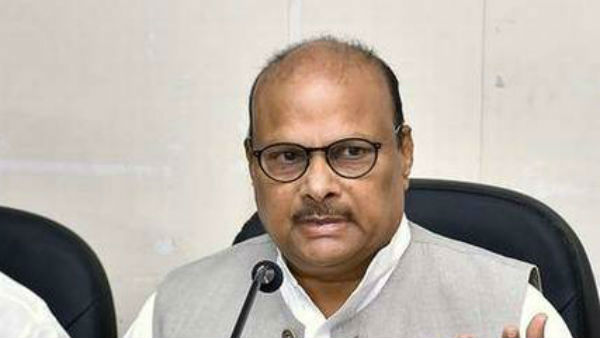 ప్రజలను రోడ్డునపడేశారు..