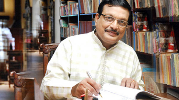 రాబోయే ప్రమాదం తెలుసుకోకుండా.. రాబోయే ప్రమాదం తెలుసుకోకుండా..