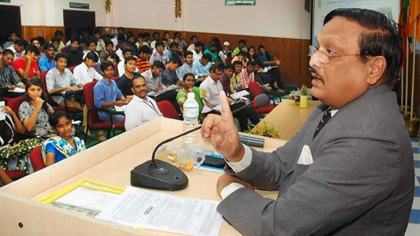 ఇలా మనుగడ కష్టసాధ్యమే.. ఇలా మనుగడ కష్టసాధ్యమే..