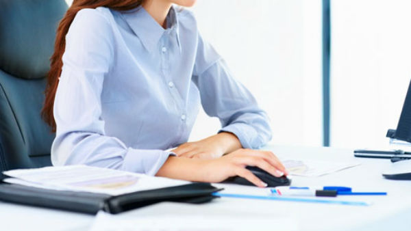 బ్యాంకులో ఉద్యోగం