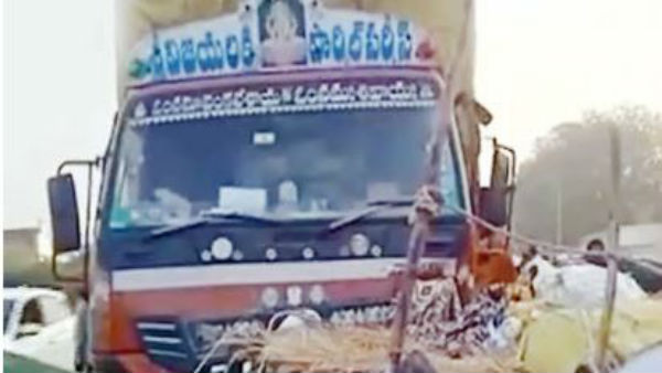 ఉత్సవాలకు వెళ్తుండగానే..