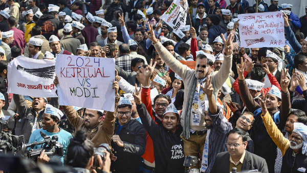 ఢిల్లీలో ఓటర్ల హవా 