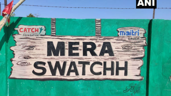 అడ్డుగోడలపై అందమైన పెయింటింగ్స్