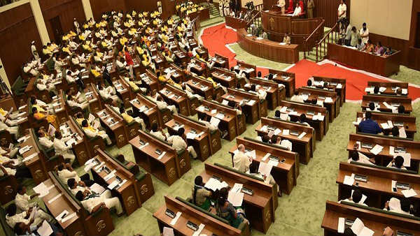 ప్రస్తుత పార్లమెంట్ సమావేశాల్లోనే.. ప్రస్తుత పార్లమెంట్ సమావేశాల్లోనే..
