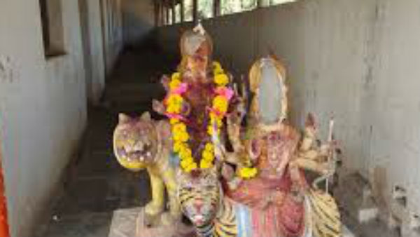 మతి స్థిమితం లేని వ్యక్తి చేశాడని అరెస్ట్ చేసి రిమాండ్ కు పంపిన పోలీసులు