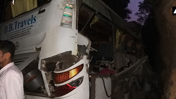 Karnataka: 9 tourists dead after tourist bus rams into mountain in Udupi