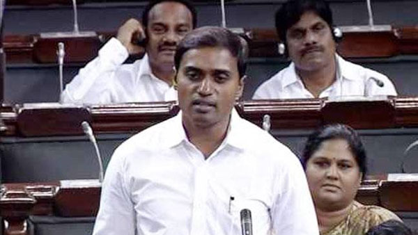 టీడీపీ నేతల చేతుల్లోనే..