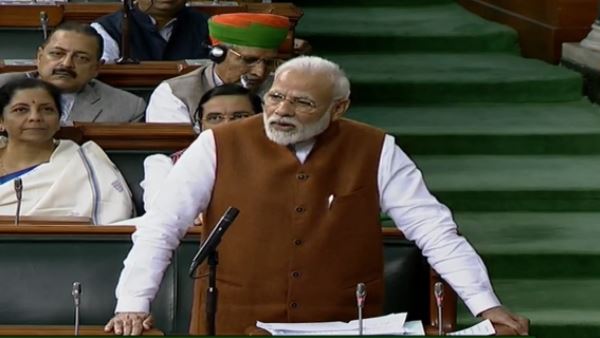 హిందూ శరణార్థులు, ముస్లిం వలసదారులకు వ్యత్యాసం