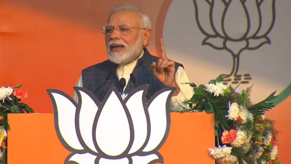  ఢిల్లీ వైభవంను కాంగ్రెస్ ఆప్‌ ప్రభుత్వాలు నాశనం చేశాయి